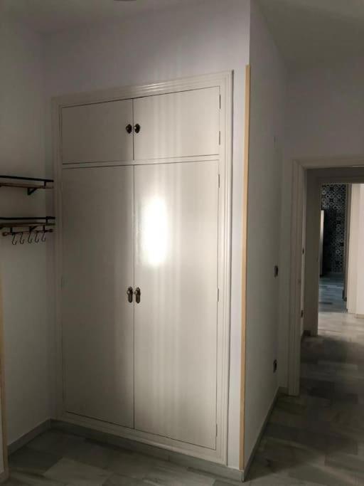 Sevilla San Bernardo Apartamento Luaran gambar